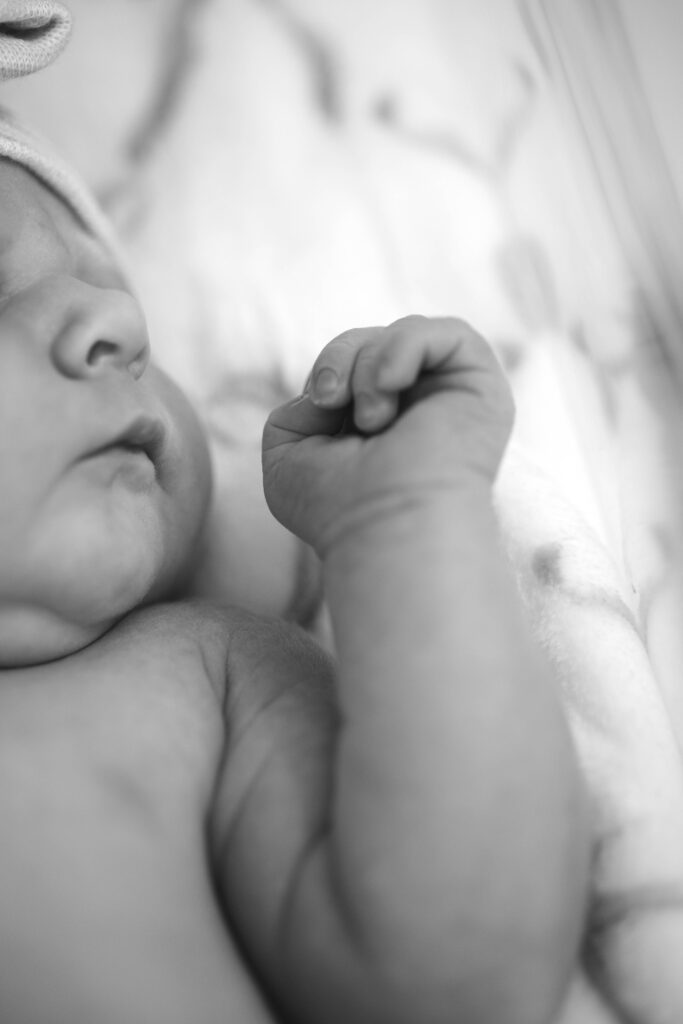 Nashville fresh 48 session with baby hand details