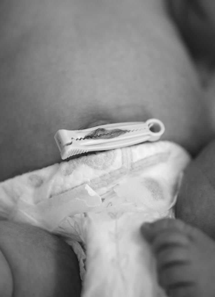 Nashville fresh 48 session with baby umbilical cord detail